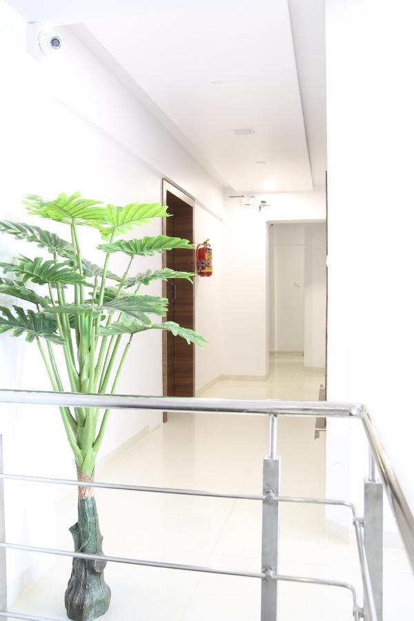 Hotel Apple Inn Navi Mumbai Eksteriør bilde