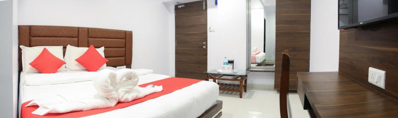Hotel Apple Inn Navi Mumbai Eksteriør bilde
