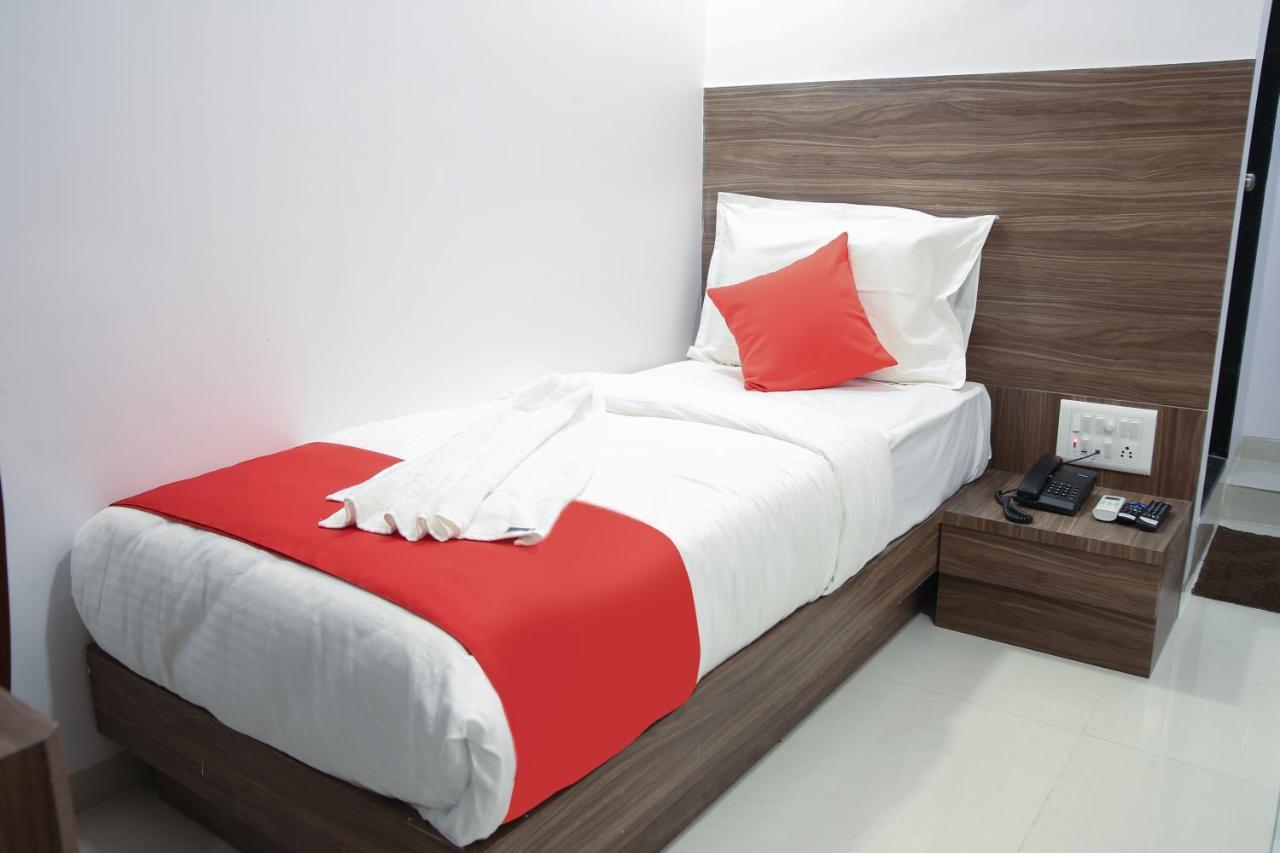 Hotel Apple Inn Navi Mumbai Eksteriør bilde